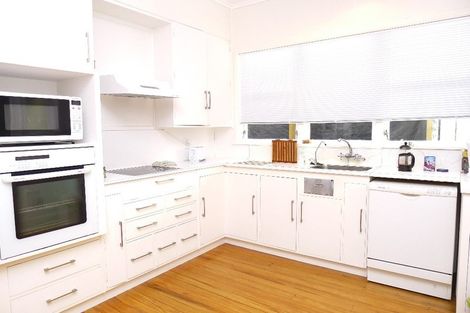 Photo of property in 14 Nathan Avenue, Paraparaumu Beach, Paraparaumu, 5032