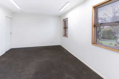 Photo of property in 234 Park Street, Winton, 9720