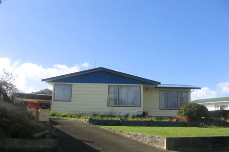 Photo of property in 49 Kimberley Grove, Westbrook, Palmerston North, 4412