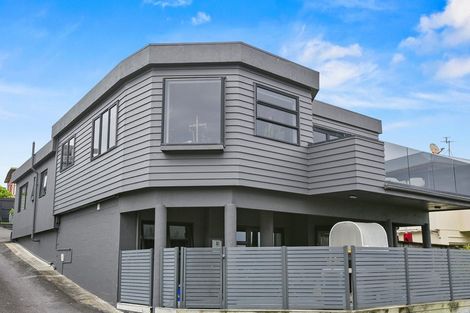 Photo of property in 3/23a Hamblyn Street, Strandon, New Plymouth, 4312