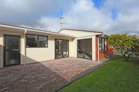 Photo of property in 2/23a Ranfurly Street, Trentham, Upper Hutt, 5018