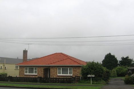 Photo of property in 2/20 Roulston Street, Pukekohe, 2120