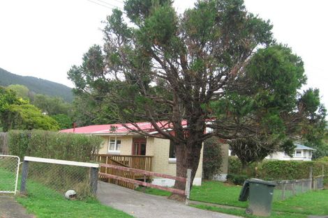Photo of property in 4 Boscobel Lane, Tawa, Wellington, 5028