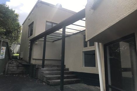 Photo of property in 2/11 Korotaha Terrace, Rothesay Bay, Auckland, 0630