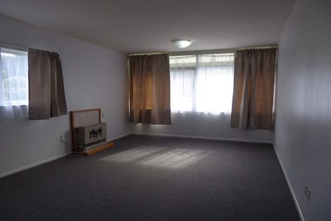 Photo of property in 2/7 Bridge Street, Melling, Lower Hutt, 5010