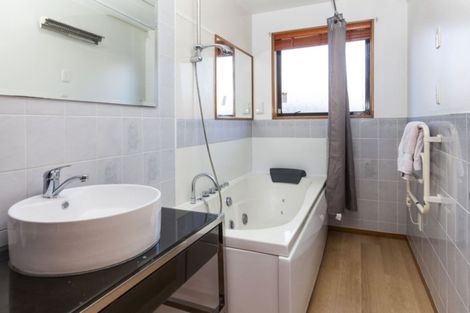 Photo of property in 20 Sheraton Place, Redwood, Christchurch, 8051