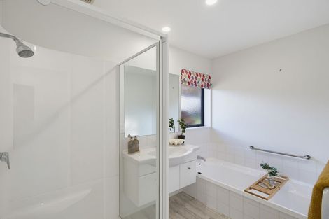 Photo of property in 7 Willowside Place, Amberley, 7410