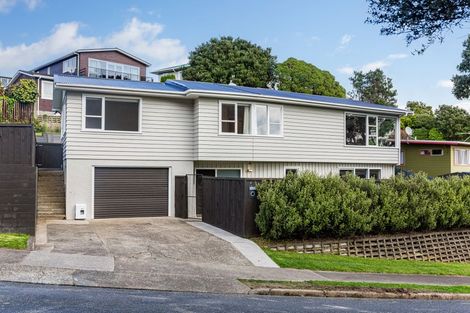 Photo of property in 9 Brora Crescent, Papakowhai, Porirua, 5024