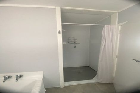 Photo of property in 21 Clifton Road, Haumoana, 4102