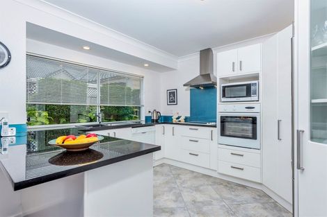 Photo of property in 16 Hendrika Court, Hobsonville, Auckland, 0618