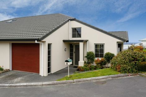 Photo of property in 28 Lakeridge Close, Rangatira Park, Taupo, 3330