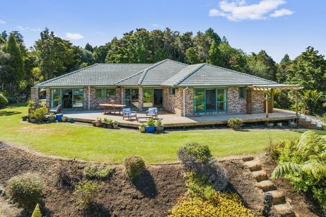 Photo of property in 126 Kohinui Road, Parua Bay, Onerahi, 0192