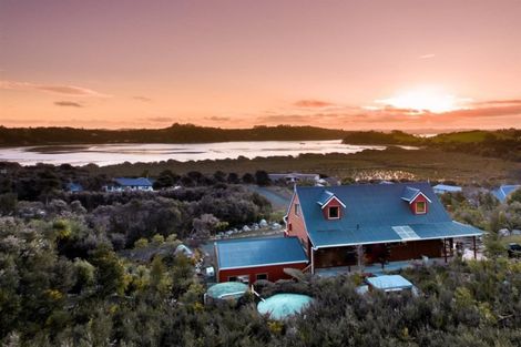 Photo of property in 6 Lichen Grove, Russell, 0272