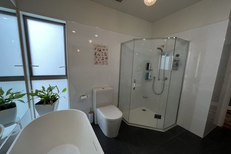 Photo of property in 31 Newman Terrace, Thorndon, Wellington, 6011