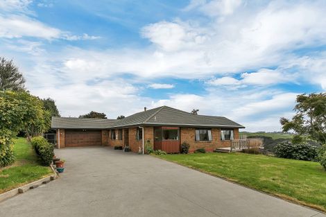 Photo of property in 125 Alf Access Road, Helensville, 0875
