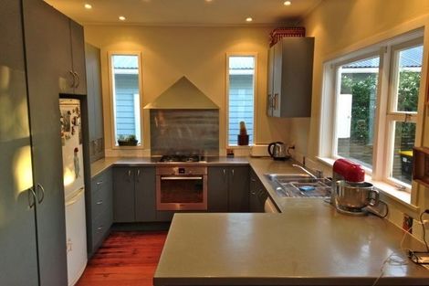 Photo of property in 43 Inglis Street, Seatoun, Wellington, 6022