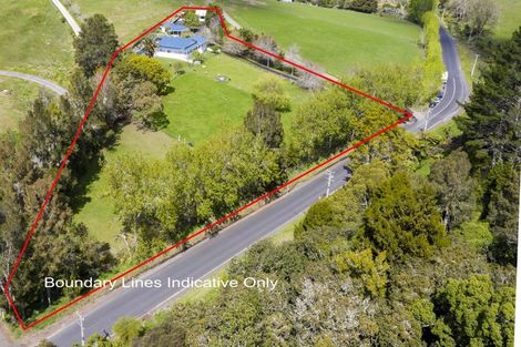 Photo of property in 92 Brownhill Road, Whitford, Manurewa, 2576