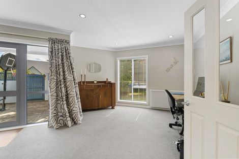 Photo of property in 40 Joseph Banks Drive, Whitby, Porirua, 5024