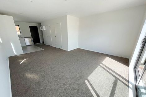 Photo of property in 15 Raupeti Lane, Henderson, Auckland, 0612