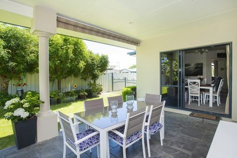 Photo of property in 98 Potae Avenue, Lytton West, Gisborne, 4010