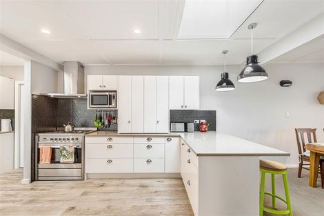 Photo of property in 46 The Circle, Manly, Whangaparaoa, 0930