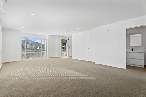 Photo of property in 31 Aviation Street, Takanini, 2112