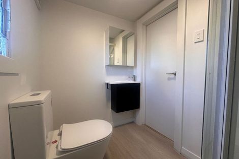 Photo of property in 48 North Avon Road, Richmond, Christchurch, 8013