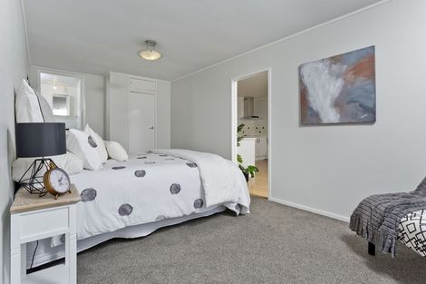 Photo of property in 1/24 Reynolds Place, Torbay, Auckland, 0630