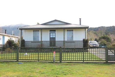 Photo of property in 43 Town Belt South, Blackball, 7804