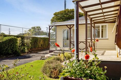 Photo of property in 16 Old South Road, Okato, 4335