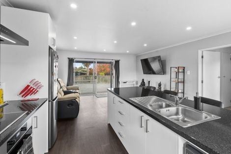 Photo of property in 62b Montgomery Crescent, Lansdowne, Masterton, 5810