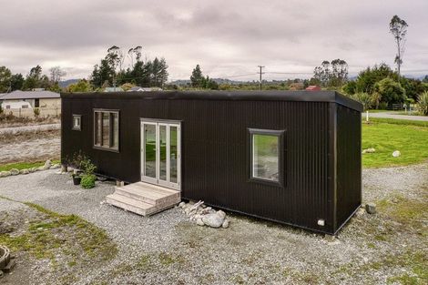 Photo of property in 25 Greenstone Road, Kumara, 7832