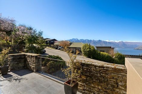 Photo of property in 34b Greenstone Place, Fernhill, Queenstown, 9300