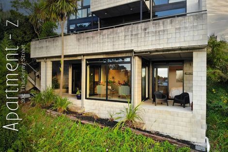 Photo of property in 30c Thackeray Street, Hamilton Lake, Hamilton, 3204