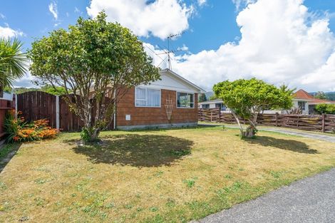 Photo of property in 20 Shanly Street, Brown Owl, Upper Hutt, 5018