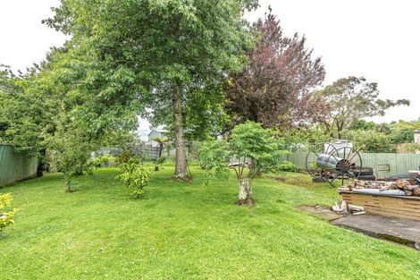 Photo of property in 16 Field Street, Aramoho, Whanganui, 4500