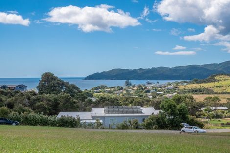 Photo of property in 2 Frazer Place, Coopers Beach, 0420