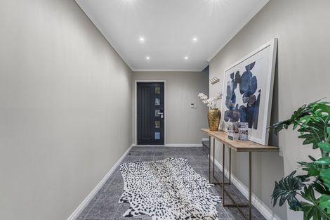 Photo of property in 4190a Great North Road, Glendene, Auckland, 0602