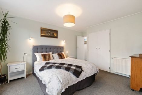 Photo of property in 6 Elva Dawson Place, Arrowtown, 9302