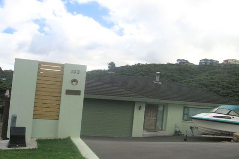 Photo of property in 103 Viewmont Drive, Harbour View, Lower Hutt, 5010