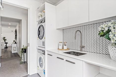 Photo of property in 97 Lisland Drive, Kinloch, Taupo, 3377