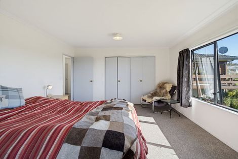 Photo of property in 35 Domain Road, Waipawa, 4210