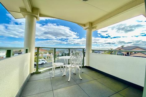 Photo of property in 7 Sesame Grove, Goodwood Heights, Auckland, 2105