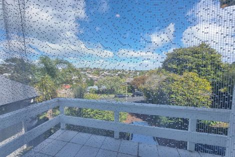 Photo of property in 43 Richards Avenue, Forrest Hill, Auckland, 0620