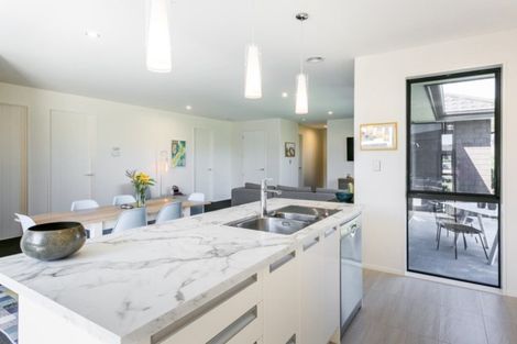 Photo of property in 5 Whakatomo Place, Havelock North, 4130