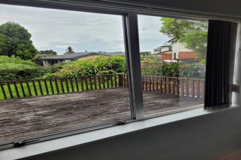Photo of property in 1/39 Seabrook Avenue, New Lynn, Auckland, 0600