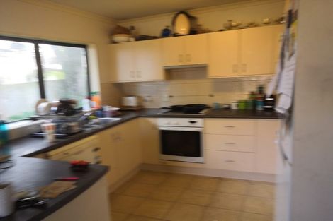 Photo of property in 70 Milson Drive, Papakura, 2110
