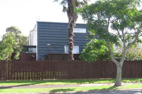 Photo of property in 1/11 Imogene Way, Half Moon Bay, Auckland, 2012