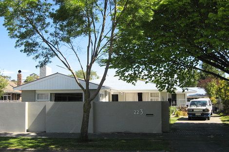 Photo of property in 223 Memorial Avenue, Burnside, Christchurch, 8053