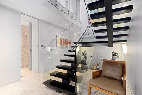 Photo of property in 2/415 Oceanbeach Road, Mount Maunganui, 3116